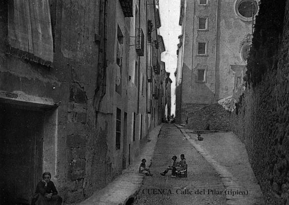 Calle del Pilar